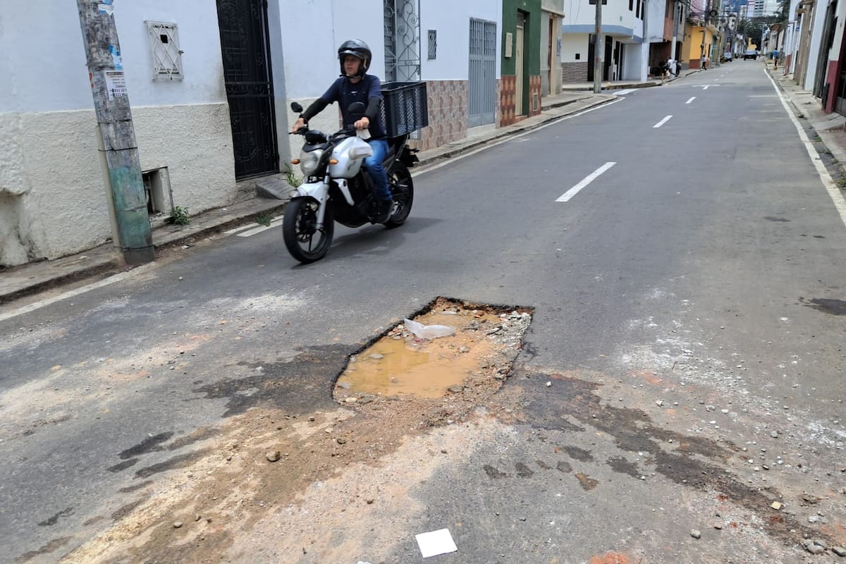 Mal estado de la vía. (Foto suministrada/VANGUARDIA)