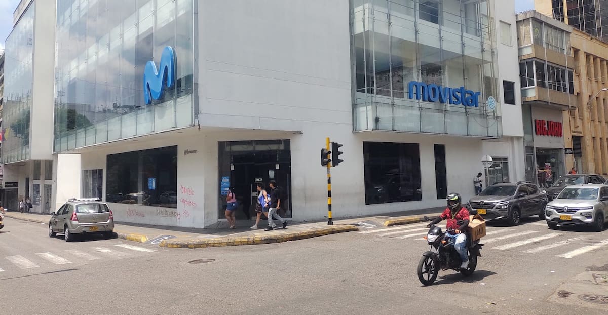 Toma actual de la calle 36 con carrera 18 esquina. (Foto: Euclides Kilô Ardila / VANGUARDIA)