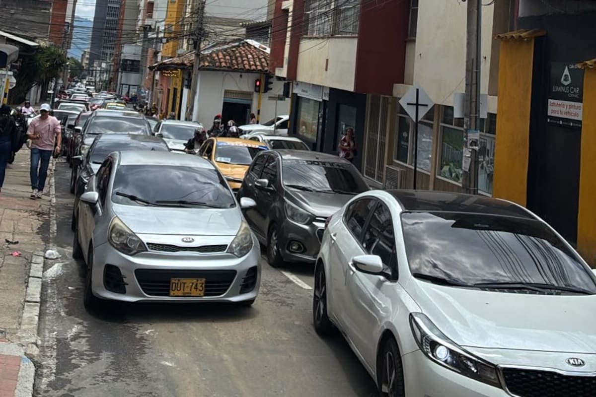 Las calles del Centro de Bucaramanga están colapsadas. (Foto suministrada / VANGUARDIA)