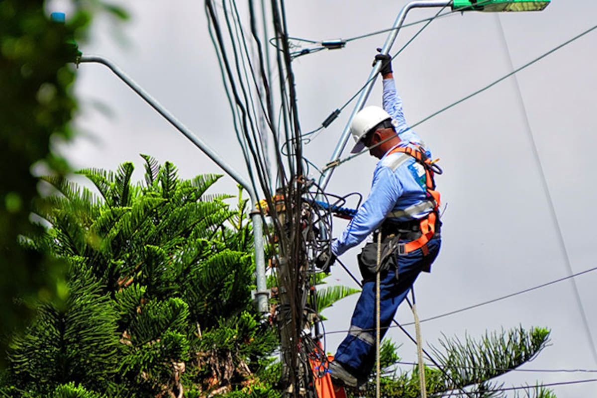 Esté atento a los cortes del servicio de luz.