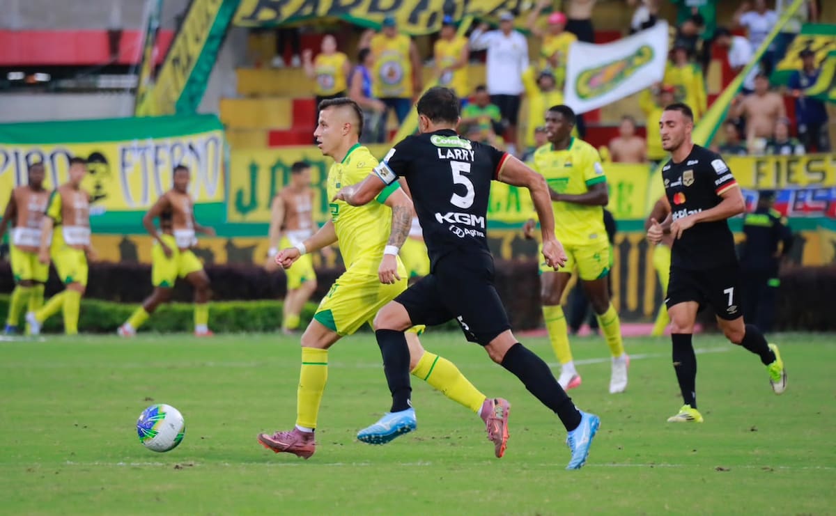 Atlético Bucaramanga logró el primer triunfo de local en la Liga BetPlay II de 2026, al superar 2-0 a Internacional de Bogotá, en la fecha 11. Foto: Jaime Moreno.