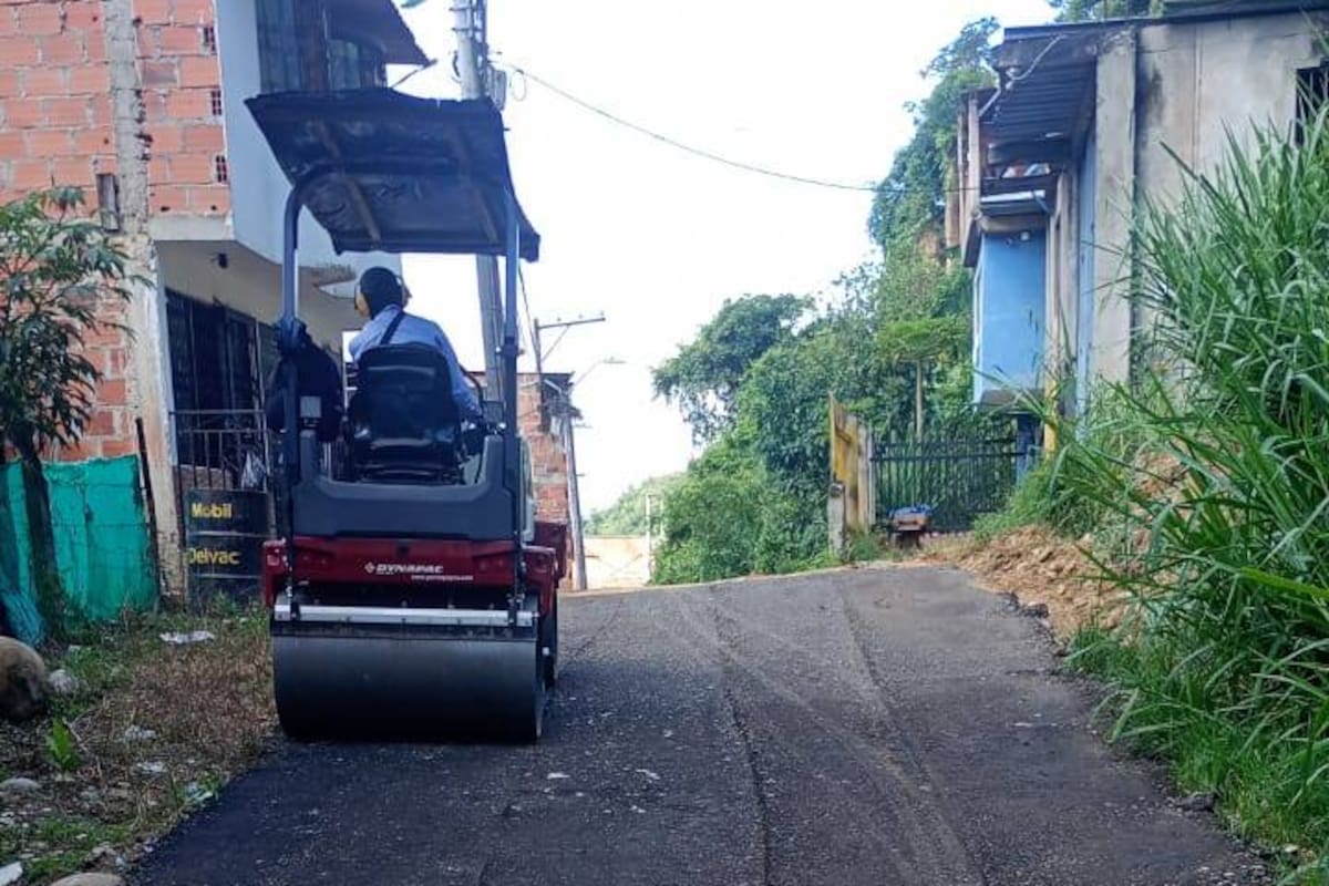 En este proyecto las autoridades aportaron la maquinaria, herramientas y material. Por su parte, la comunidad se encargó de contribuir con mano de obras. (Fotos: suministradas / VANGUARDIA)
