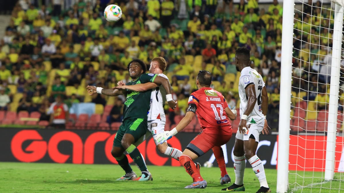 Atlético Bucaramanga confirmó ajustes en la ubicación de las tribunas para el duelo ante Once Caldas. Foto: Jaime Moreno.