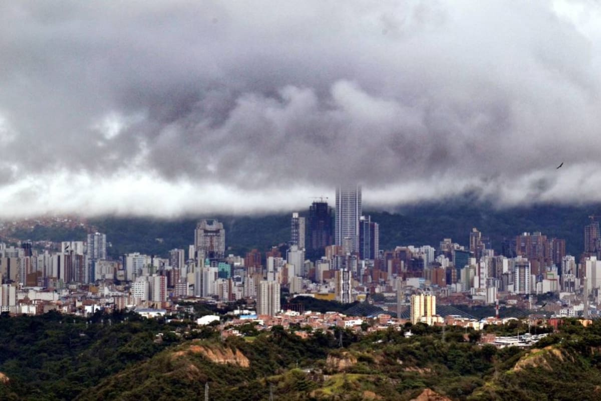 Según el Ideam, niebla y fuertes lluvias predominarán en el clima de Santander durante los próximos días, por lo cual las autoridades alertan sobre los riesgos. (Foto: Archivo / VANGUARDIA LIBERAL)