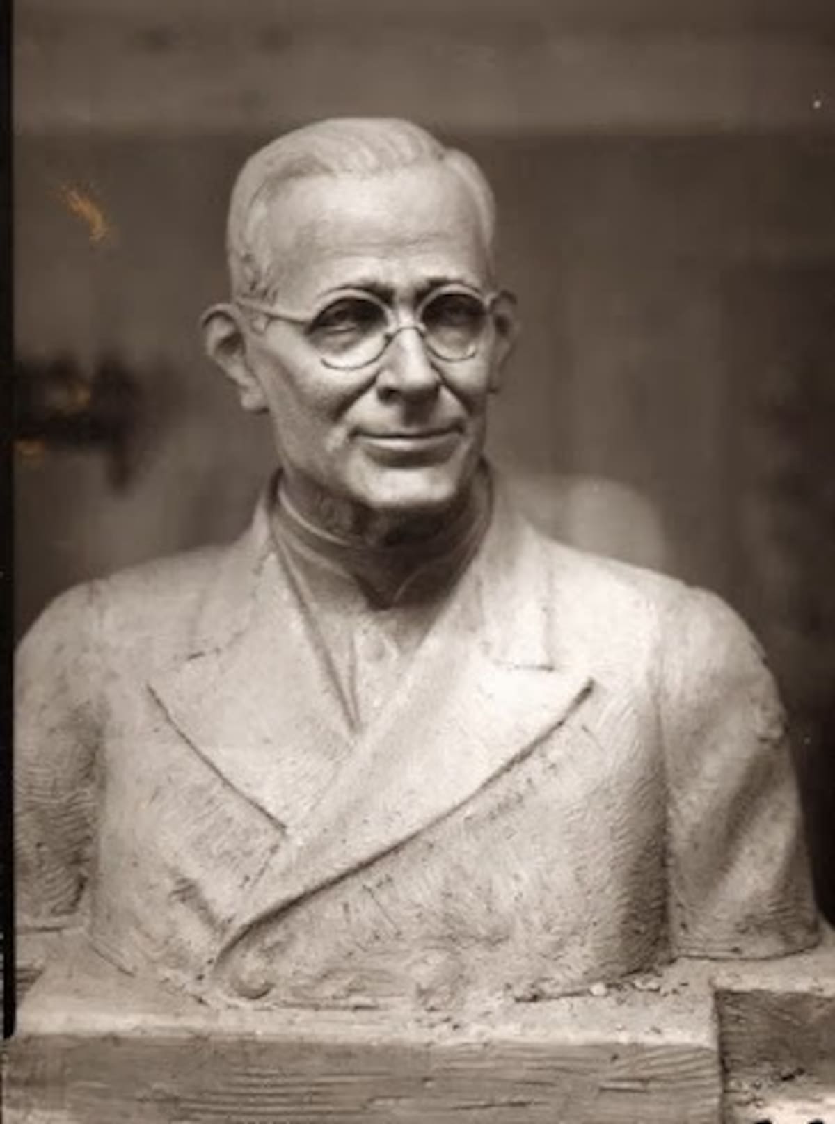Monseñor José de Jesús Trillos.