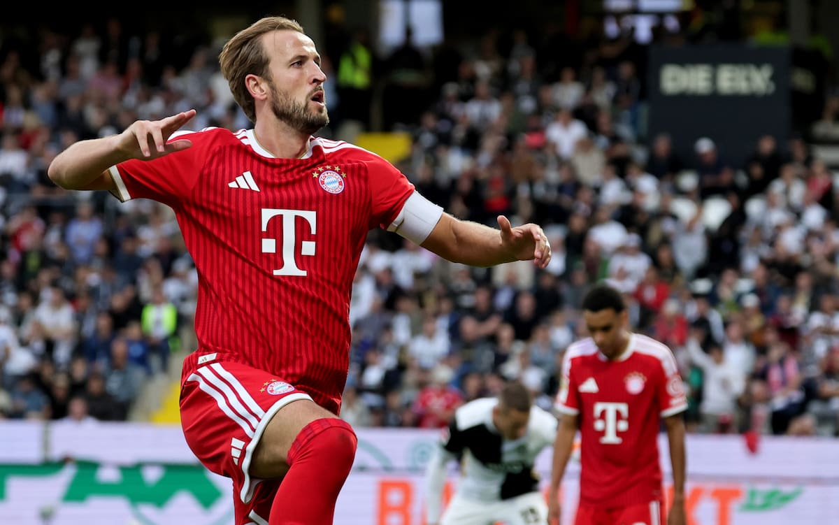 ELVERSBERG (Germany), 13/09/2026.- Harry Kane of Munich celebrates after scoring the 2-1 lead during the German Bundesliga soccer match between SV Elversberg and FC Bayern Munich in Elversberg, Germany, 13 September 2026. (Alemania) EFE/EPA/RONALD WITTEK CONDITIONS - ATTENTION: The DFL regulations prohibit any use of photographs as image sequences and/or quasi-video.