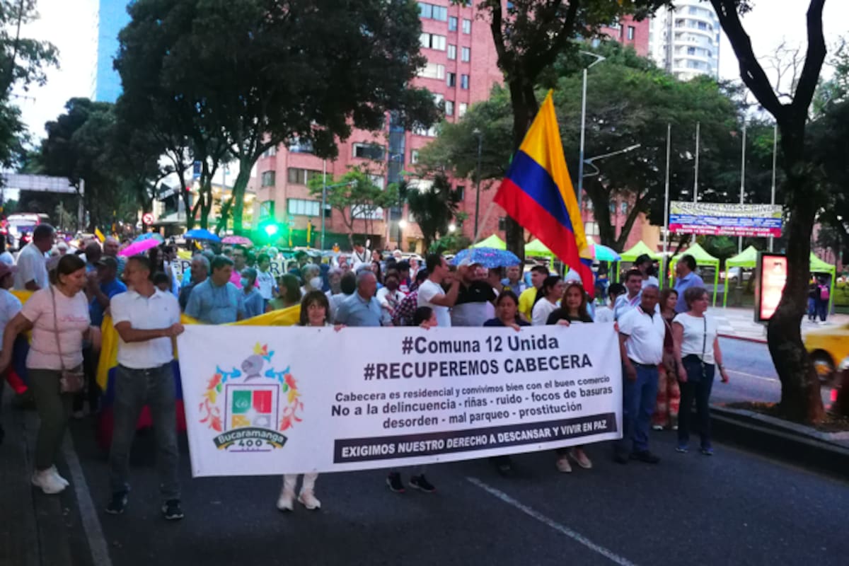 Inconformes se encuentran los habitantes de Cabecera del Llano, especialmente los de la Comuna 12, debido a los altos niveles de ruido que se registran en la zona comercial de ‘Cuadra Play’.