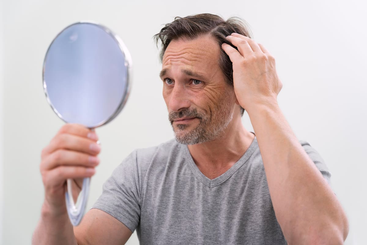 Cuidar tu cabello es cuidar tu piel. Actuar a tiempo es la mejor forma de prevenir riesgos a largo plazo.