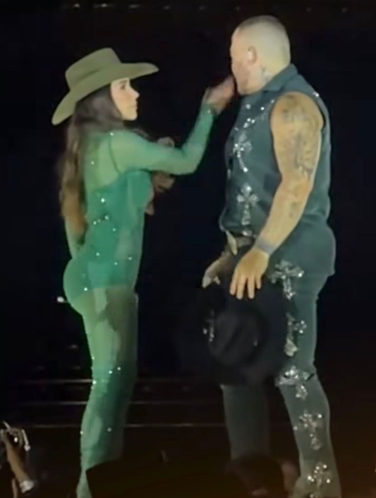 ¿Se acabó el amor? El video de la cachetada de Paola Jara a Jessi Uribe que divide opiniones en redes.