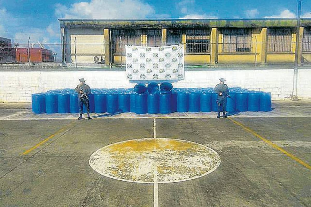 Se pudo determinar por la Policía que la red también usaba pasantes con maletas contaminas (doble fondo), a través de los aeropuertos El Dorado de Bogotá, Matecaña de Pereira y Alfonso Bonilla de Cali. (Foto: Colprensa/VANGUARDIA LIBERAL)
