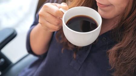 Café todos los días: científicos descubren cómo se relaciona con la grasa y la masa muscular