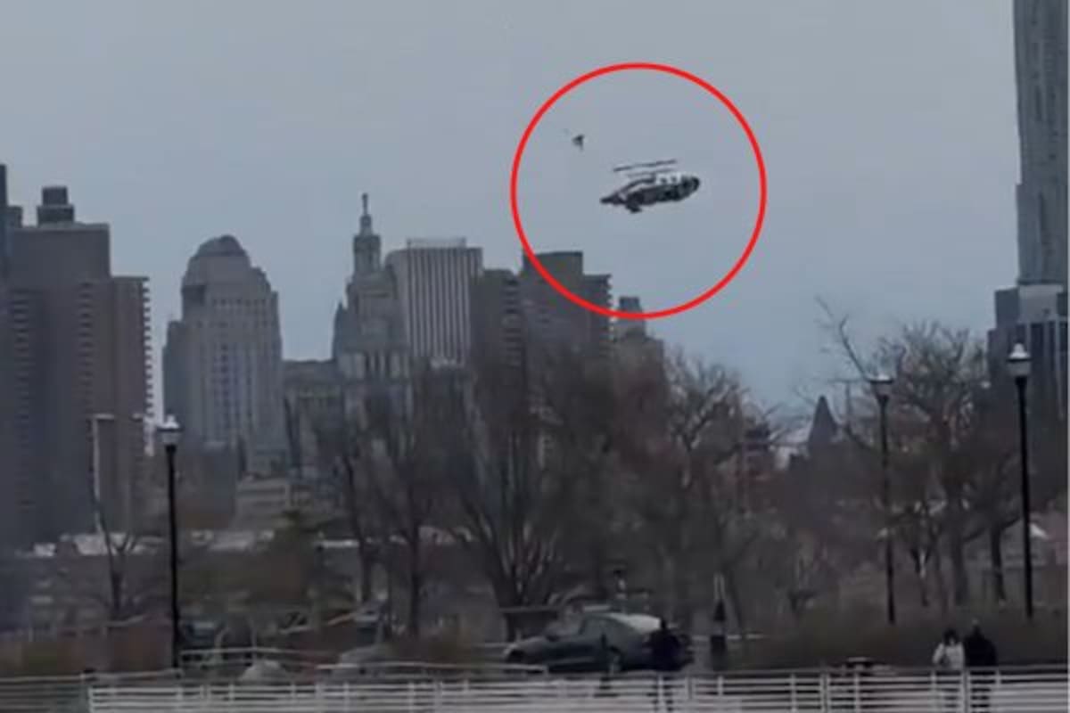 El impactante video del momento exacto la caída de un helicóptero al río Hudson de Nueva York. Captura de video / VANGUARDIA
