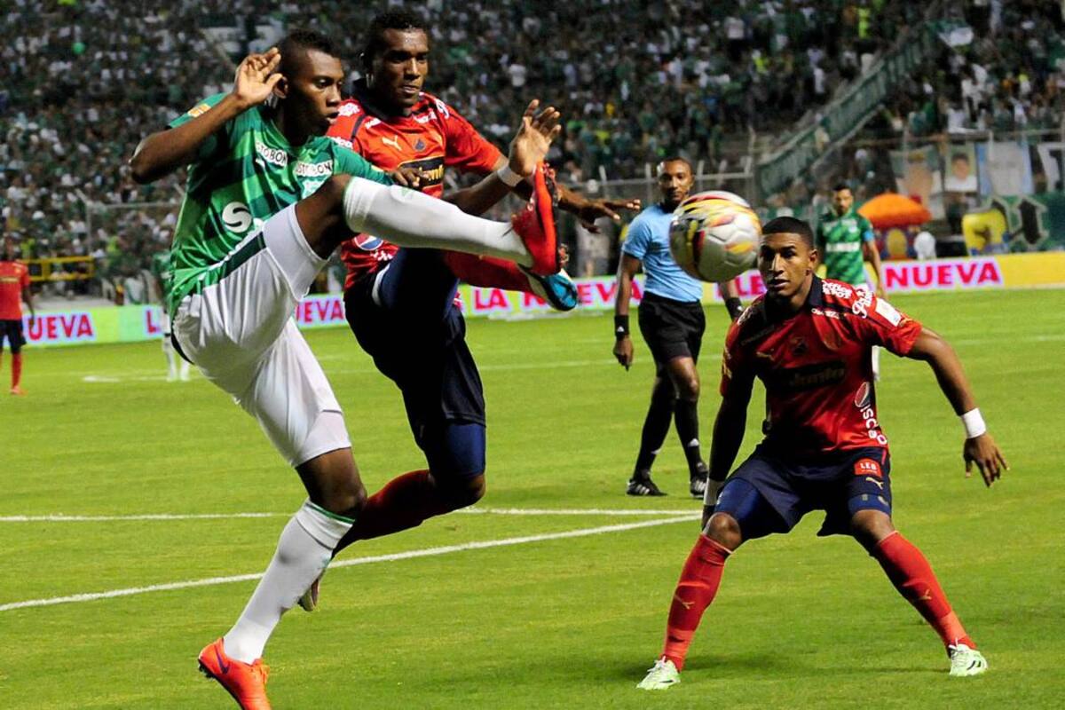 Deportivo Cali hizo respetar su casa y con un gol de Hárold Preciado derrotó al Independiente Medellín en el partido de ida de la gran final del Fútbol Profesional Colombiano, disputado ayer en el estadio Palmaseca. (Foto: Colprensa / VANGUARDIA LIBERAL)