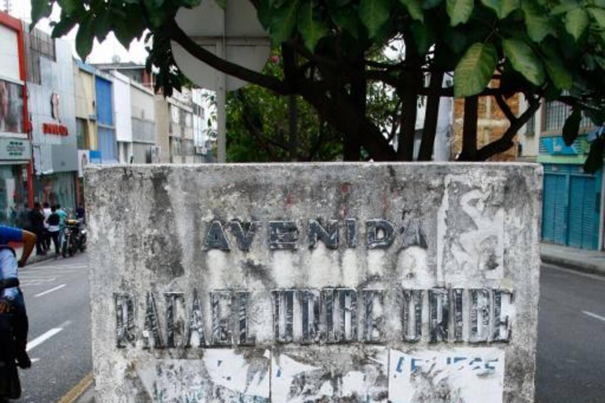 El nombre de pila de la Calle 36 es Avenida Rafael Uribe Uribe.