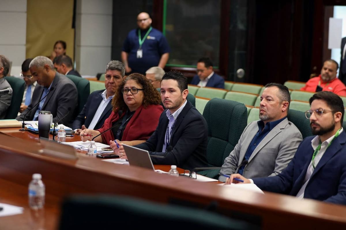 Cámara de Representantes de Puerto Rico expresaron su rechazo a la entrega por parte del Gobierno de la isla a las autoridades de Estados Unidos de datos de inmigrantes para su detención. Foto: Redes CámaraConPR