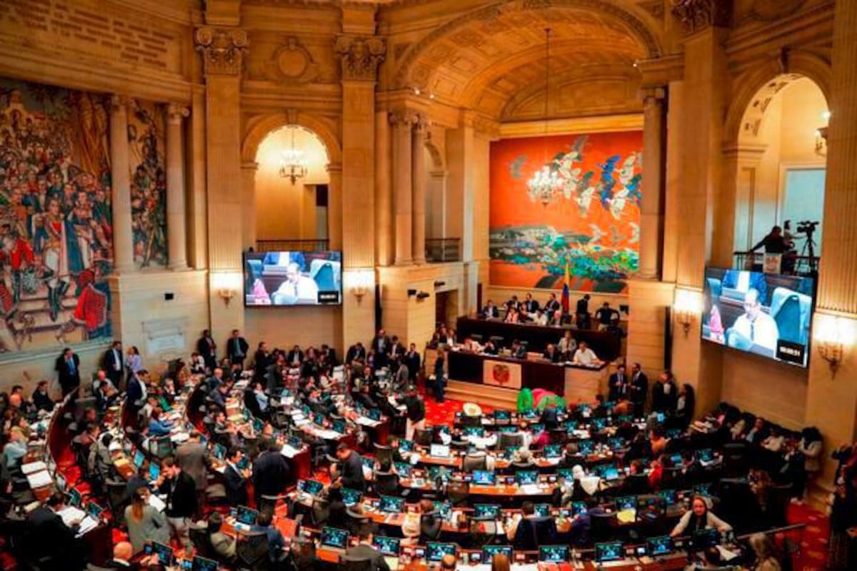 Una vez aprobada la reforma en la cámara, esta pasaría a la comisión séptima del senado y luego si logra mayoría, pasaría a la plenaria de esa corporación. (foto: Colprensa /VANGUIARDIA)