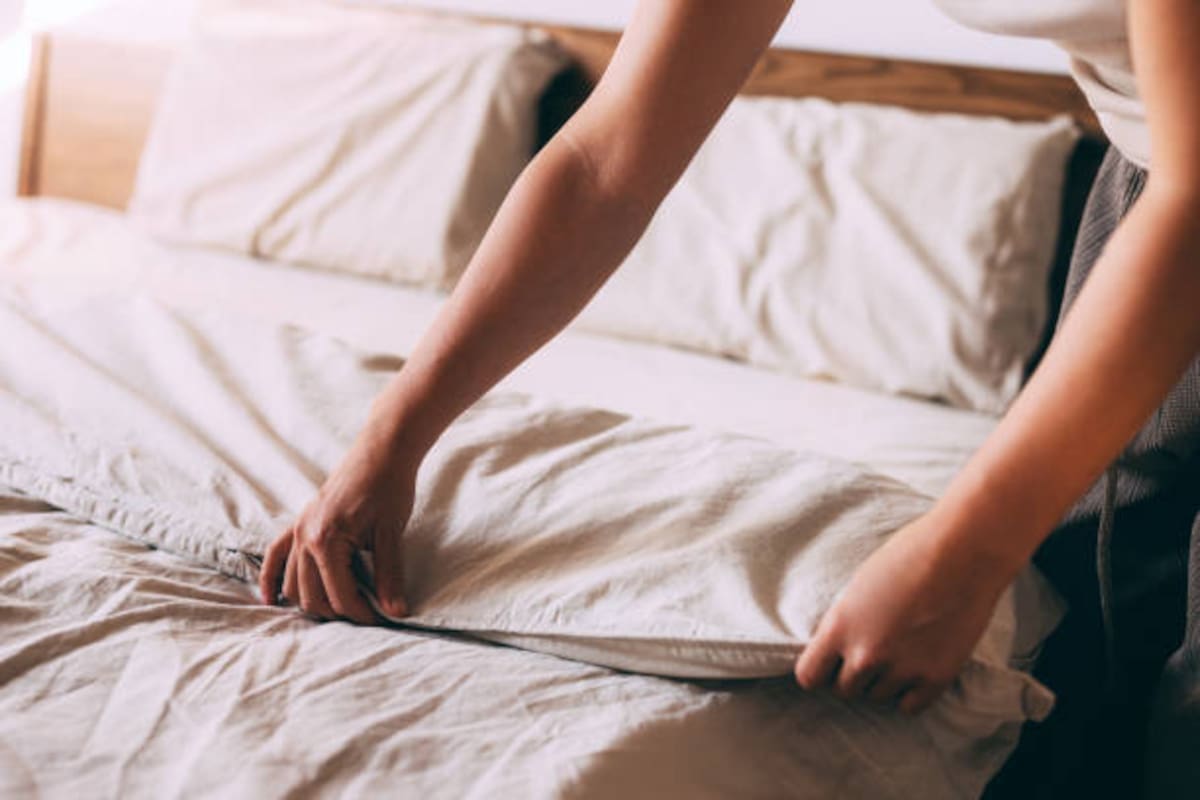 Cambiar las sábanas no es suficiente: la temperatura del lavado es clave para eliminar los ácaros del polvo y mantener la higiene de la cama.