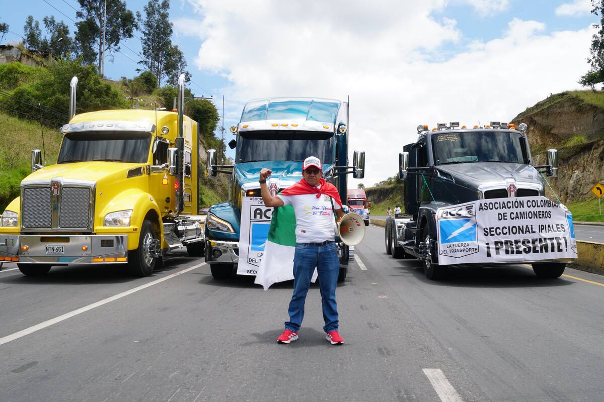 Protesta en el puente internacional de Rumichaca, ubicado entre Colombia y Ecuador.
Foto: EFE/ Xavier Montalvo
