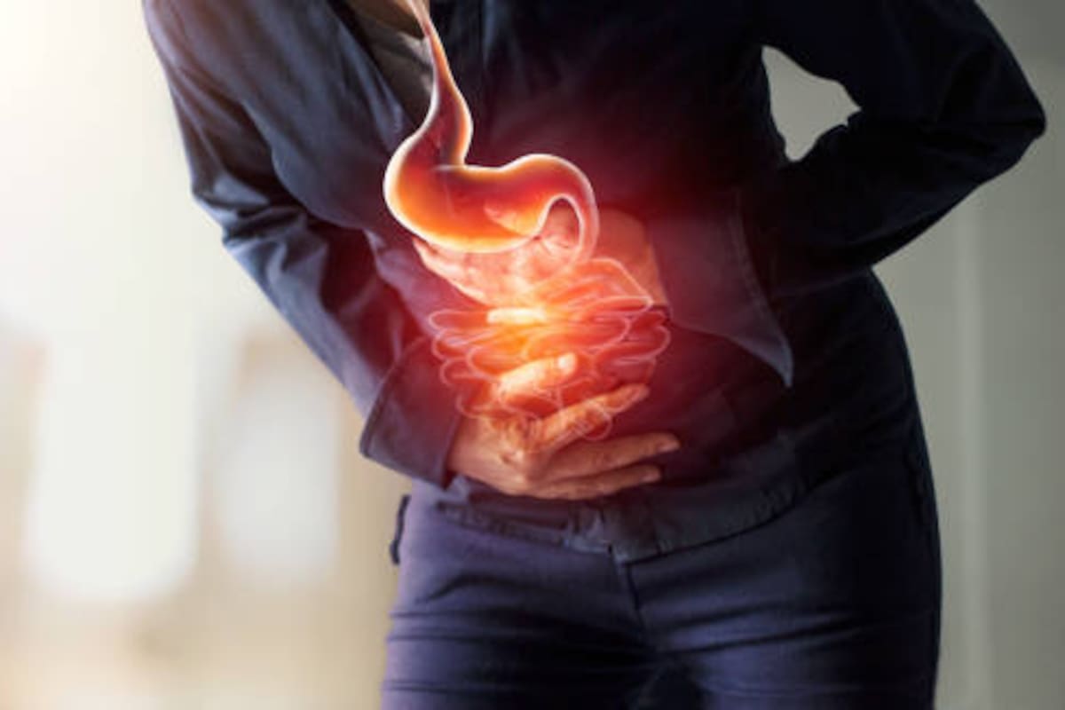 Un estudio científico encontró señales en el microbioma de la boca y el intestino asociadas con el cáncer gástrico y colorrectal.