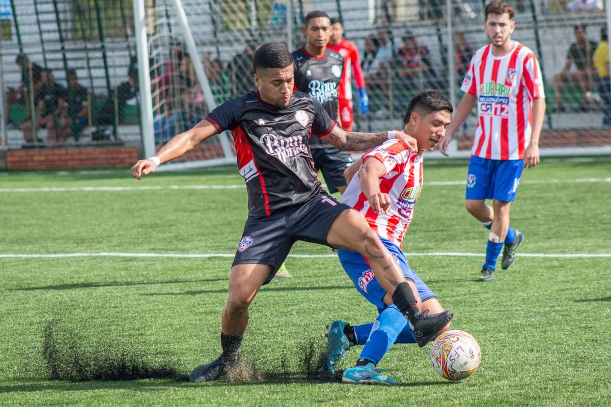 Cancha Marte vibra con la eliminación directa: cuatro cupos en juego para cuartos de final. /FOTO: Julián Herrera
