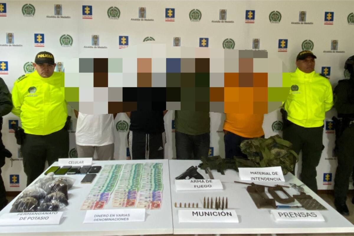 Autoridades logran la captura de cinco integrantes del grupo delictivo conocido como 'Los Armeros'.