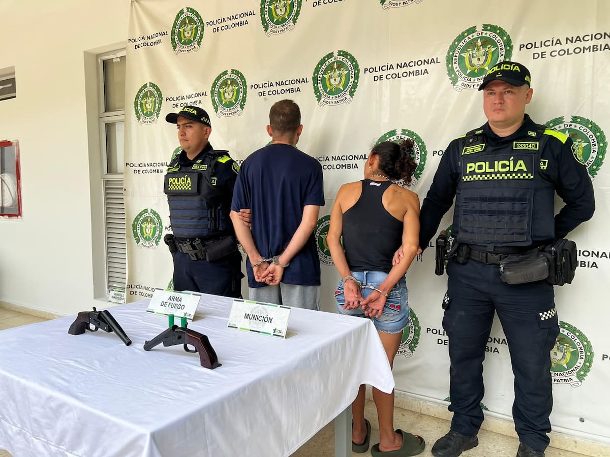 Capturan a dos personas en Bucaramanga que portaban armas de fuego artesanales | suministradas