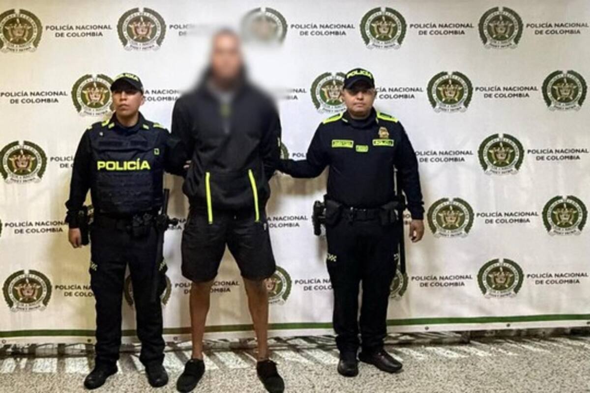 Manuel Villa Mejía, secretario de Seguridad y Convivencia de Medellín, explicó que el indiciado llegó con la víctima a la Clínica Las Vegas en El Poblado, donde intentó encubrir los hechos. | Foto: Colprensa.