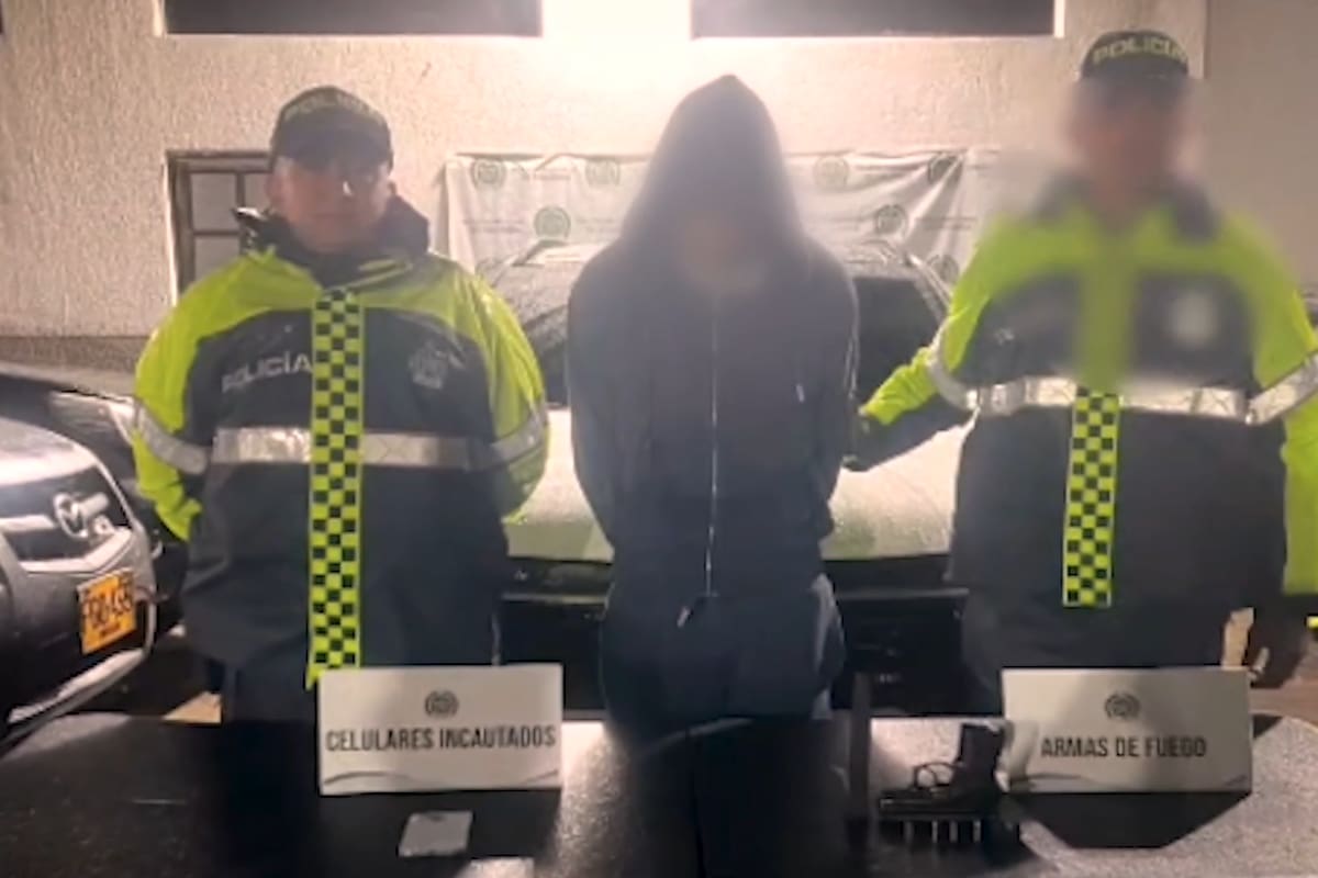 Capturan en Bogotá a presunto ladrón que se escondía en parqueadero de un hospital.| Foto: Captura de video / Vanguardia
