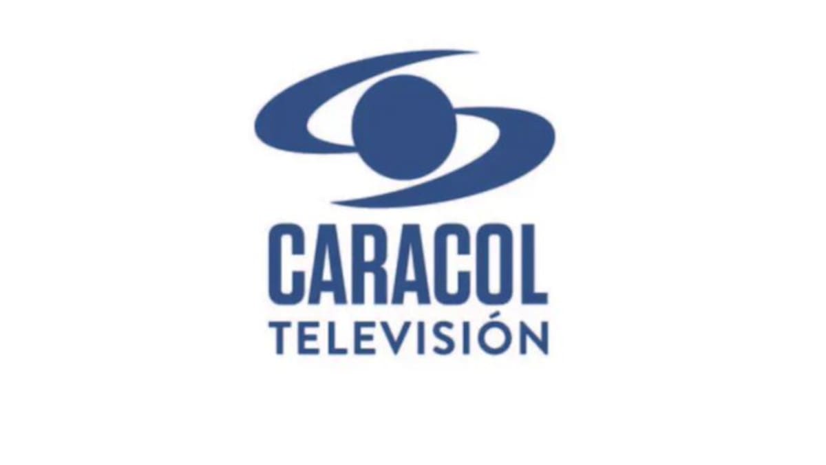 Caracol Televisión informó que activó un protocolo tras recibir denuncias contra dos periodistas y presentadores por presunto acoso sexual.