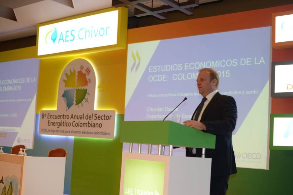 El jefe de la unidad de Colombia y Grecia en el Departamento de Economía de la Ocde, Christian Daude, consideró que sería favorable un aumento del IVA, que actualmente es del 16%. (Foto: Suministrada / VANGUARDIA LIBERAL)