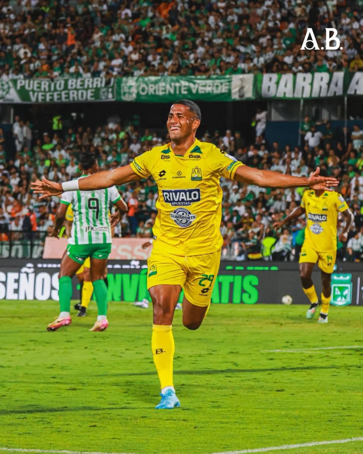 Carlos Henao fue uno de los referentes de la defensa del Atlético Bucaramanga campeón. Foto: Atlético Bucaramanga.