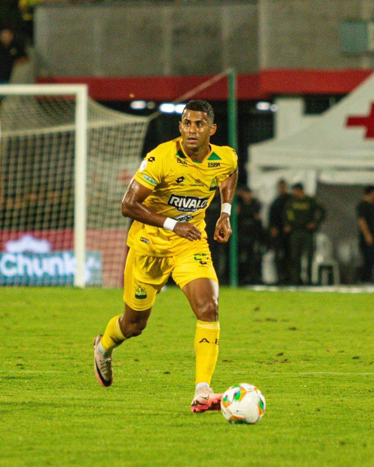 Carlos Henao reconoció que ha llorado luego de su salida de Atlético Bucaramanga. Foto: Atlético Bucaramanga.