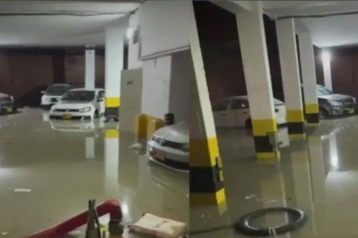 Un hombre casi muere ahogado en parqueadero inundado por lluvias en Bogotá, el hecho tuvo lugar en un edificio del barrio Andes Norte.