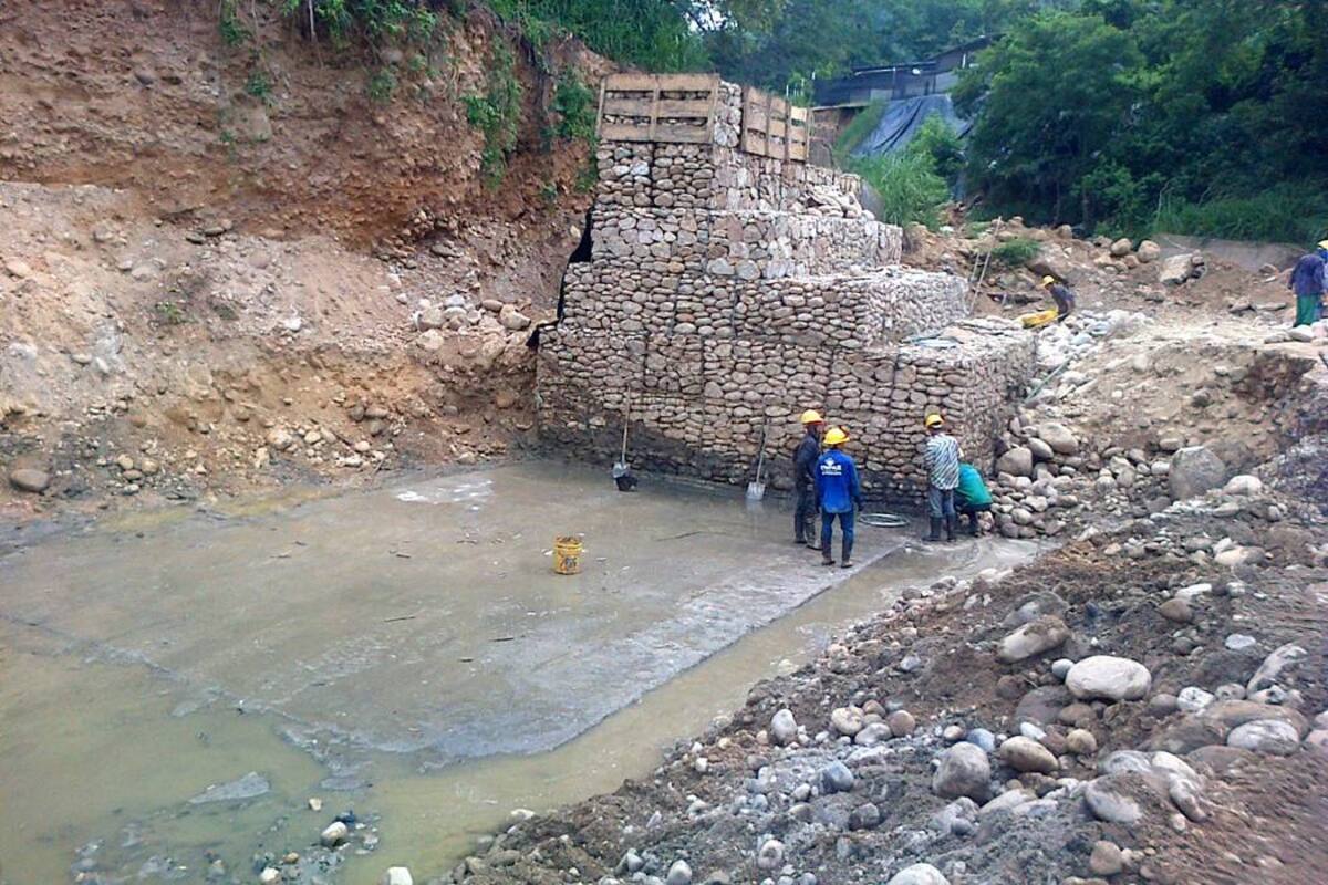 En la segunda fase se construirán 40 metros más de muro en gavión. (Foto: Archivo/VANGUARDIA LIBERAL)