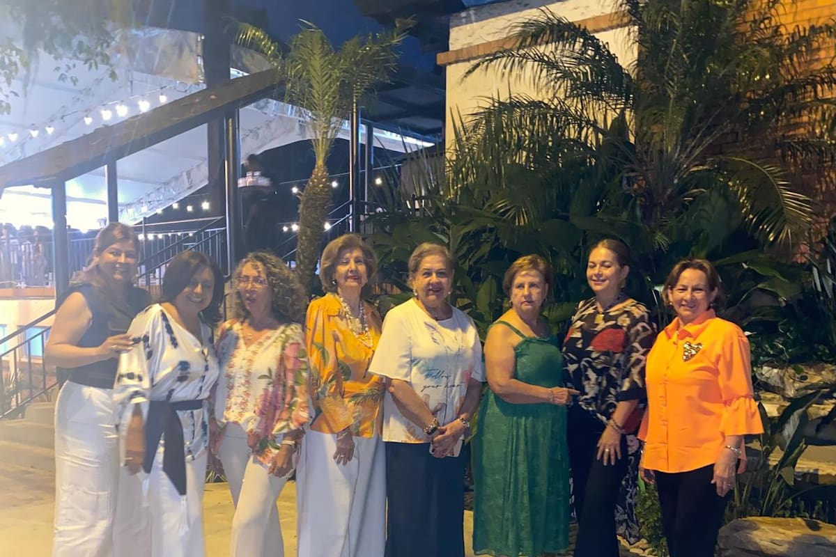 Élide Castillo de Porras, Yolanda Acevedo Silva, Mariela Ardila, Beatriz Camacho, Myriam Lucía Ayala Cadena, Ruth Leonora Mojica, Gladys Rueda y Martha Nuncira. Suministrada / VANGUARDIA