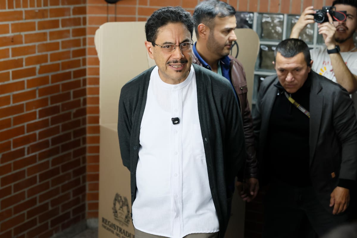 Iván Cepeda no reconoce resultados en Colombia por dudas sobre el proceso.
Foto: Efe.