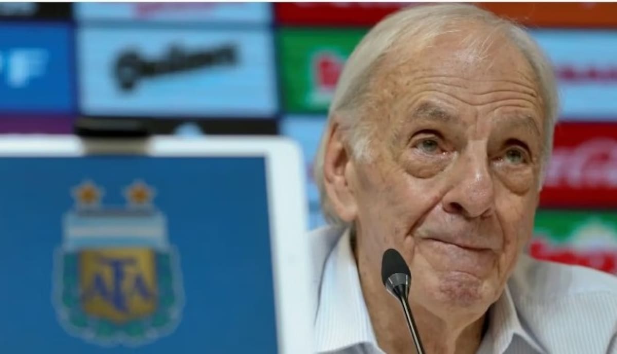 Falleció César Luis Menotti, director técnico que llevó a Argentina al título del mundo en 1978. Foto: EFE.