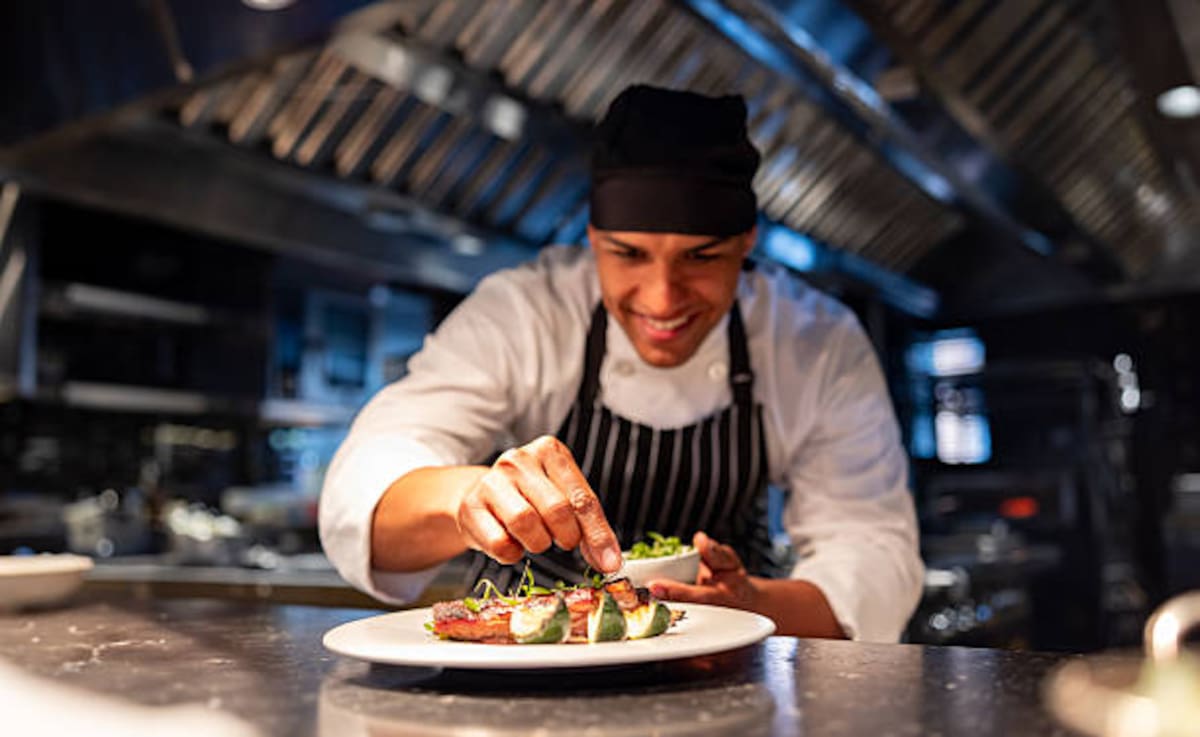 La cocina ya no se limita a preservar recetas tradicionales: también puede convertirse en una herramienta para generar empleo, impulsar economías regionales y dar visibilidad internacional a productos nacionales.