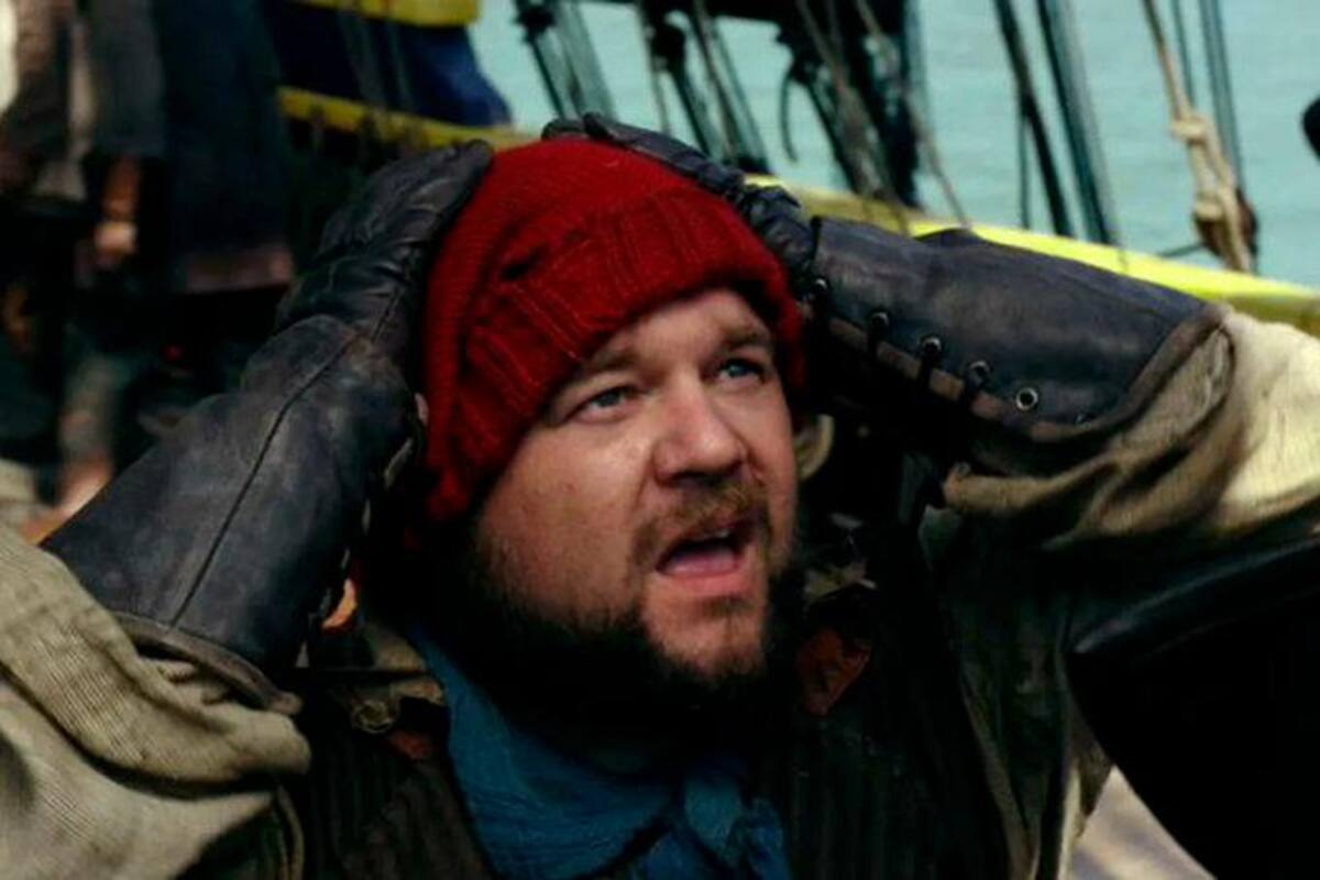Uno de sus papeles más recordados como el señor Smee, contramaestre del Capitán Garfio en la serie ‘Érase una vez’. Tomada de X / VANGUARDIA