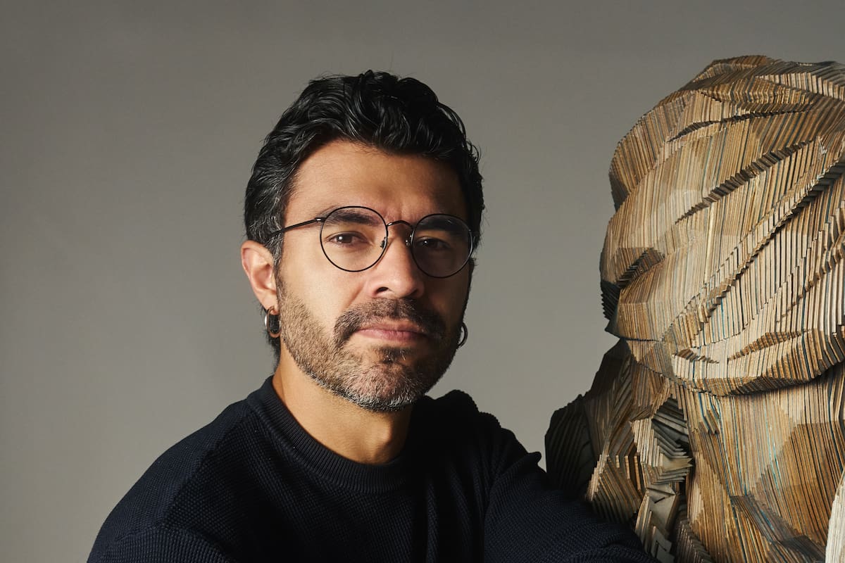 Tras recibir el galardón “Maestro de Maestros”, el artista presentó obras inéditas que anticipan una evolución en su lenguaje creativo, incorporando nuevas técnicas y materiales para expandir su propuesta más allá de las galerías.