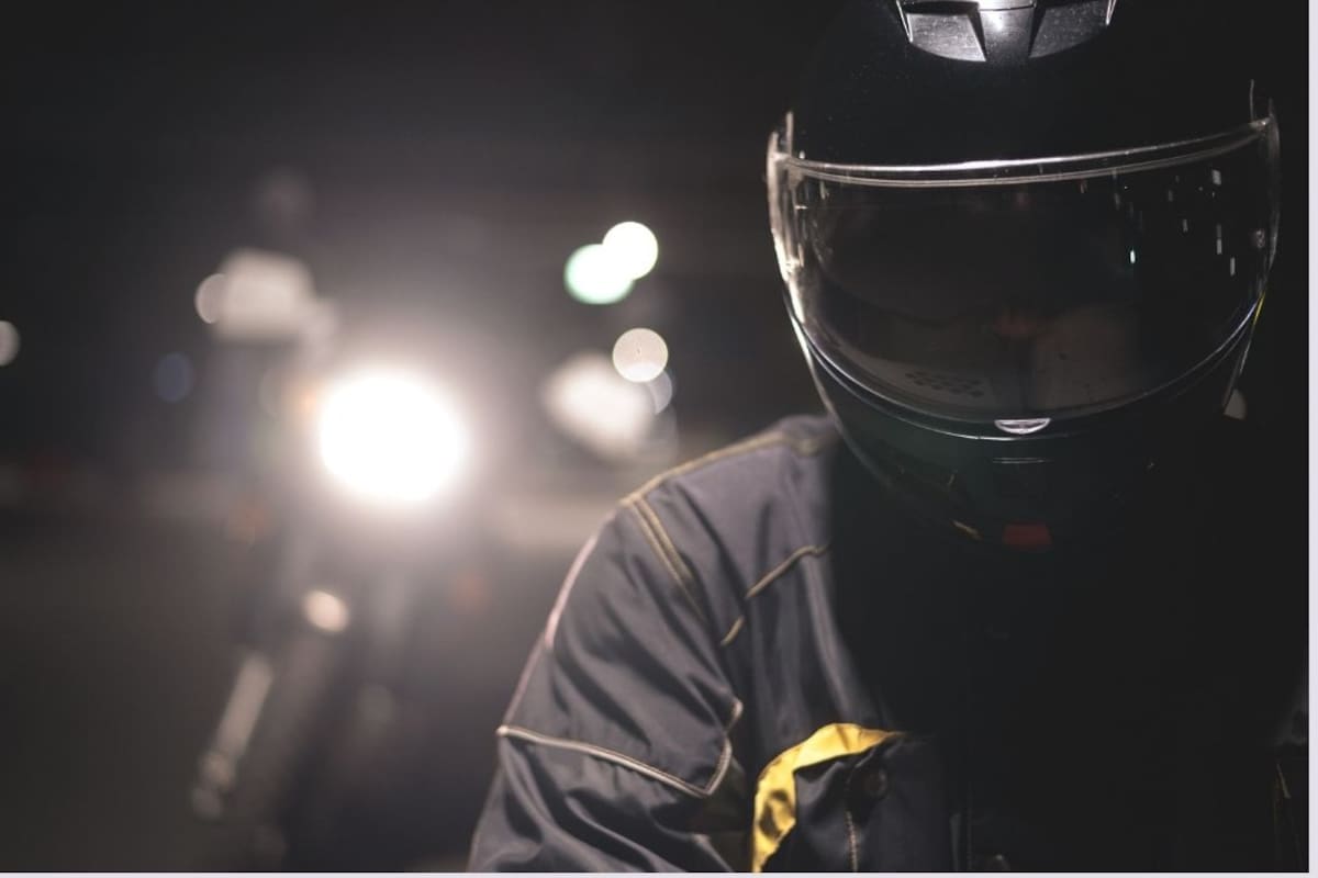 Ciclista denunció presunta agresión sexual de motociclista mientras rodaba en Bogotá. | Foto: Vanguardia.