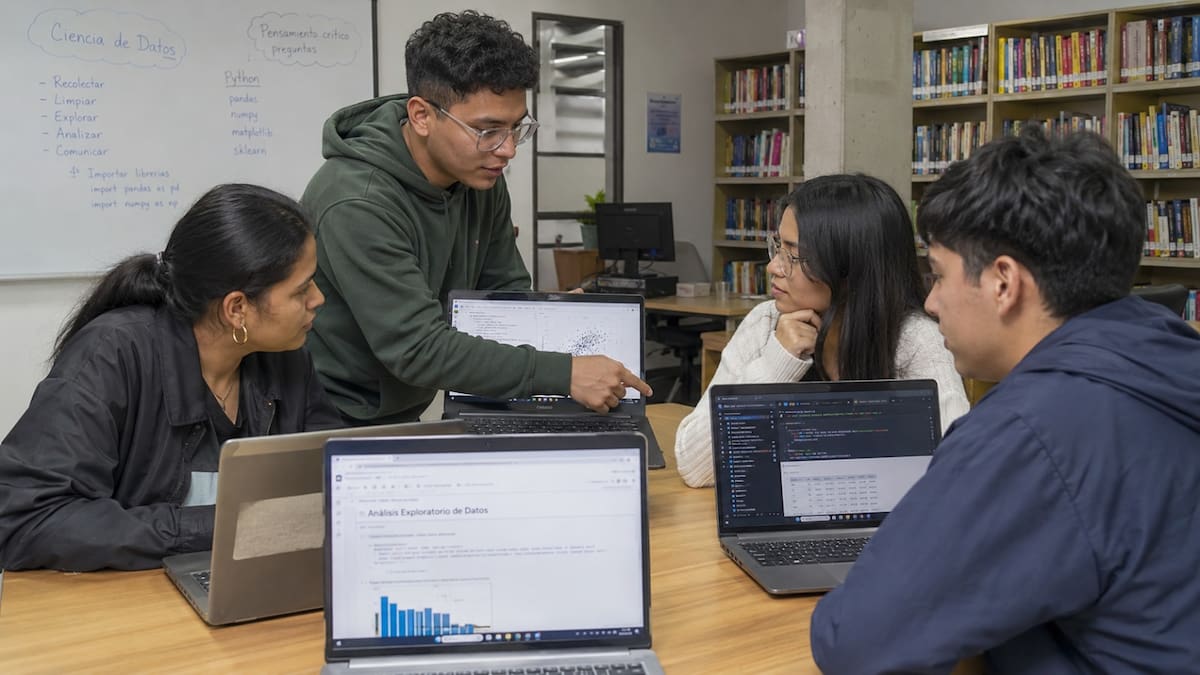 Curso gratuito busca acercar la ciencia de datos a los santandereanos.