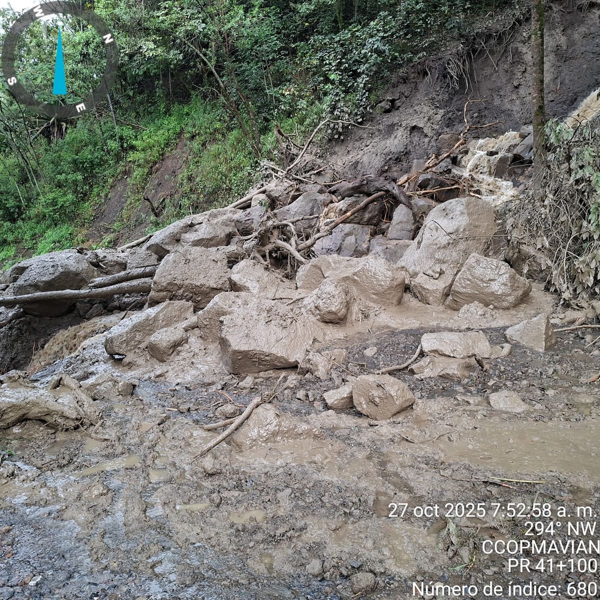 Cierre total en la vía Curos - Málaga: imágenes de la emergencia | Foto Suministrada