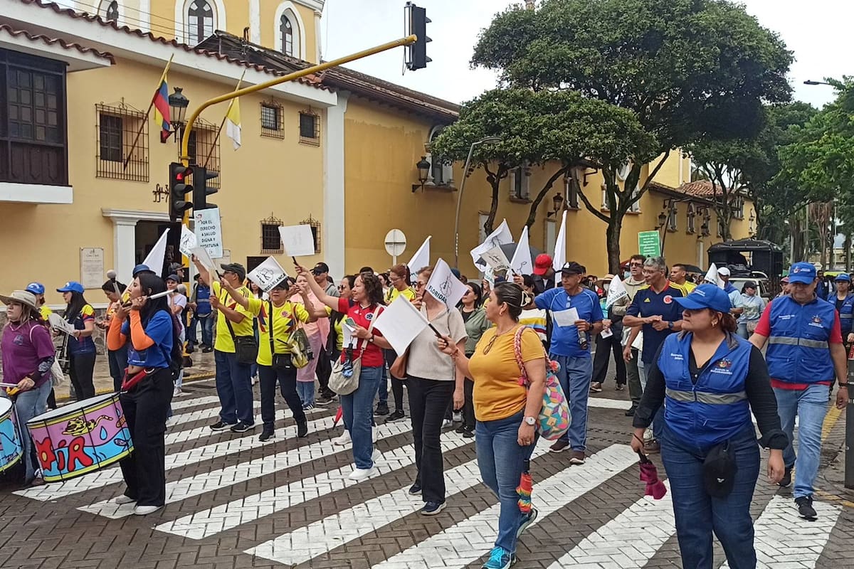Luego de la marcha que se convocó desde el Centro de Bucaramanga, se anunciaron actividades culturales y sindicales en el parque Los Niños. (Foto: archivo/ VANGUARDIA)