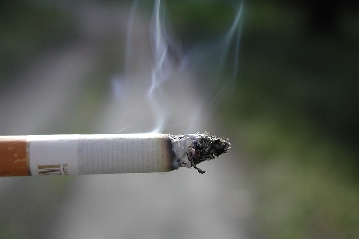 Cigarrillo.//Px.