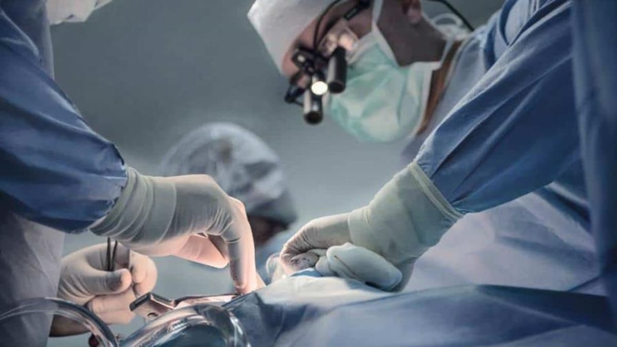 La viuda del paciente denuncia el error médico que le quitó la vida a su esposo.
