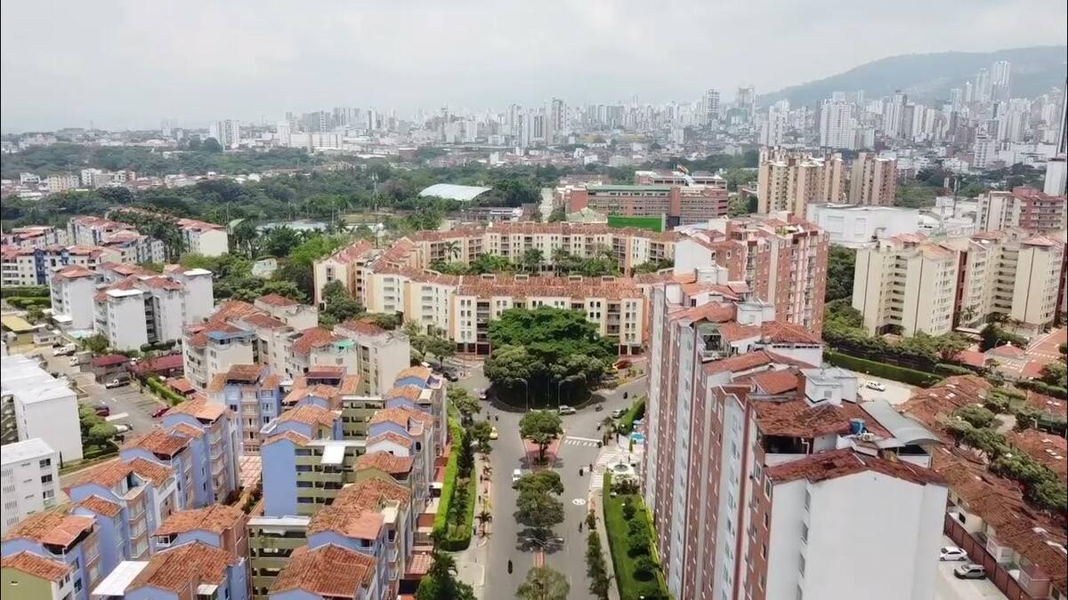 Al fondo se ve la urbanización Plaza Mayor, de la Ciudadela Real de Minas.
