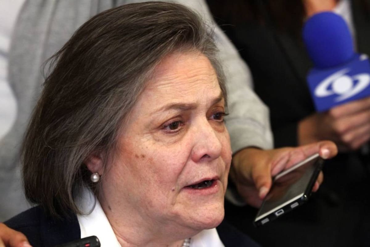 El presidente de la República, Juan Manuel Santos, confirmó que Clara López renunció al Ministerio de Trabajo para aspirar a la Presidencia en el 2018. (Foto: Colprensa / VANGUARDIA LIBERAL.)