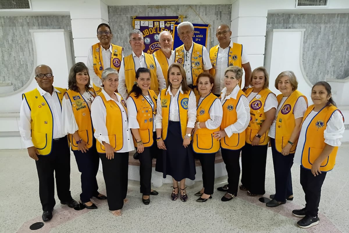 Marcelino Díaz, Claudia Forero, Cielo Cifuentes, Agustín Herrera, Claudia Santos, Alejandro García, Janeth Raigoza, Olinto González, Elsa Rueda, Joaquín Márquez, Sonia Galvis, Everardo Rodríguez, Martha Muñoz, Alix Ochoa y Astrid Mejía. Suministrada / VANGUARDIA