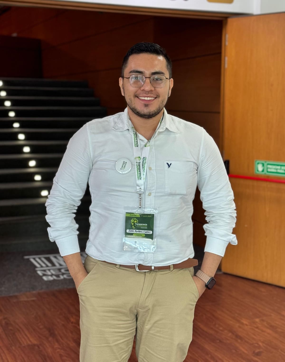 Lo que comenzó como un proyecto de grado llevó a Juan Andrés Cortés a convertirse, a sus 25 años, en coordinador de CoLabora, el Laboratorio de Innovación Pública de la Alcaldía de Bucaramanga. Ahora, desde Lideremos, trabaja en SAN-NOVA, una propuesta que busca llevar herramientas de innovación y gestión del conocimiento a otros territorios de Santander.